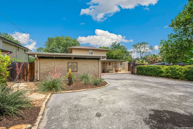 207 E SUNSET RD, San Antonio, TX 78209