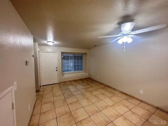 4781 N Polk Avenue, Fresno, CA 93722