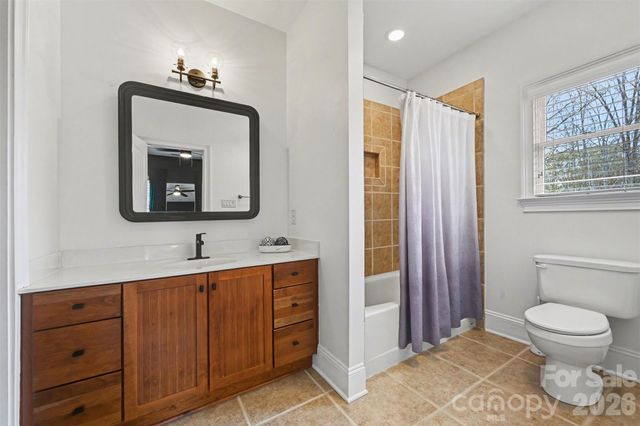 4004 Quintessa Drive, Wesley Chapel, NC 28104