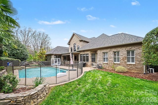 4004 Quintessa Drive, Wesley Chapel, NC 28104