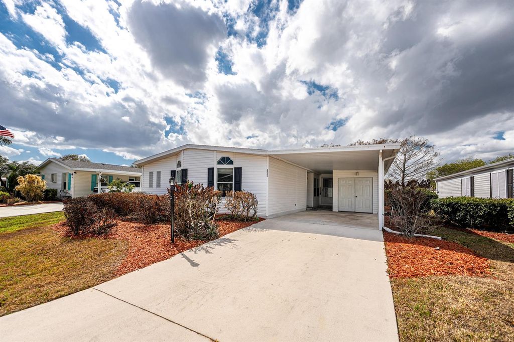 8029 Meadowlark Lane, Port St. Lucie, FL 34952