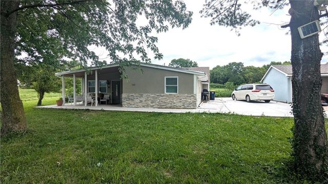 7002 E 102nd Street, Kansas City, MO 64134