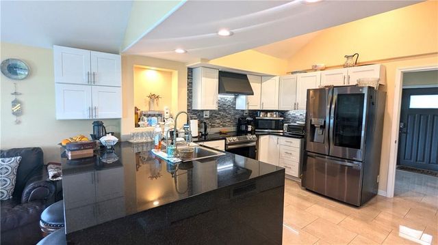 7002 E 102nd Street, Kansas City, MO 64134