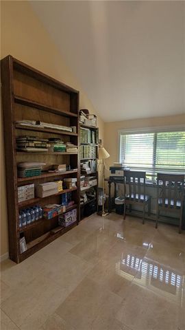 7002 E 102nd Street, Kansas City, MO 64134