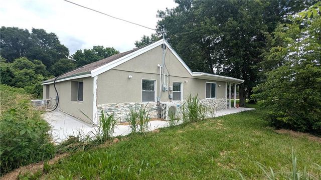 7002 E 102nd Street, Kansas City, MO 64134