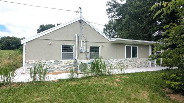 7002 E 102nd Street, Kansas City, MO 64134