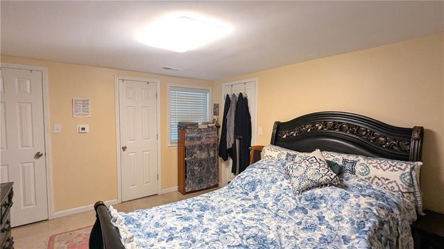 7002 E 102nd Street, Kansas City, MO 64134