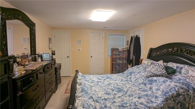 7002 E 102nd Street, Kansas City, MO 64134