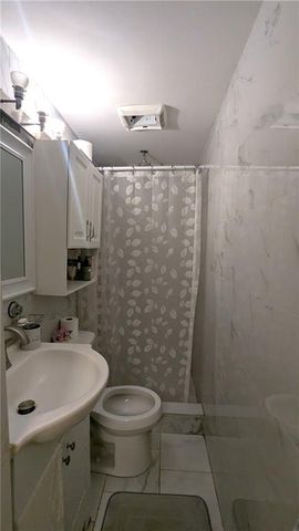 7002 E 102nd Street, Kansas City, MO 64134
