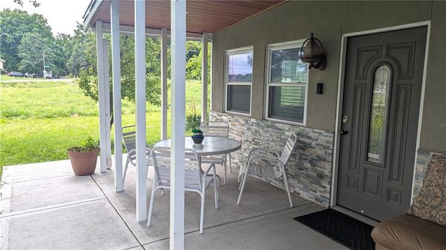 7002 E 102nd Street, Kansas City, MO 64134