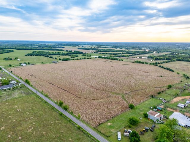 950 OLD IDA Road, Sherman, TX 75090