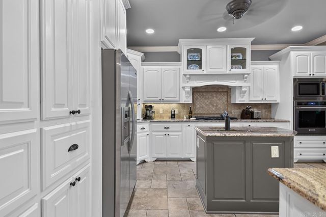 7017 Worth Avenue, Benton, AR 72019