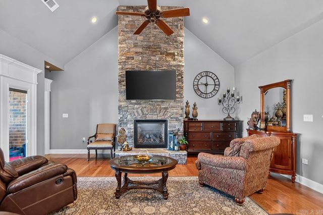7017 Worth Avenue, Benton, AR 72019