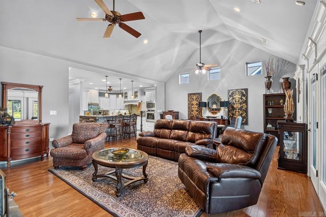 7017 Worth Avenue, Benton, AR 72019