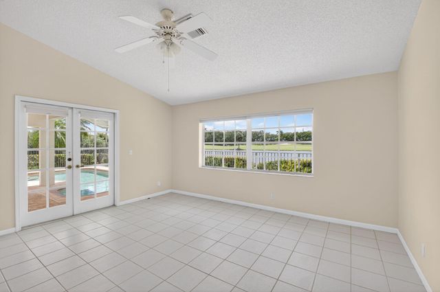 6180 Golf Villas Drive, Boynton Beach, FL 33437