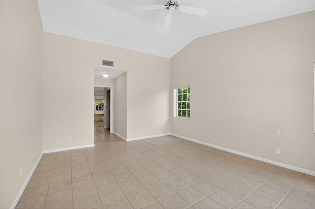 6180 Golf Villas Drive, Boynton Beach, FL 33437