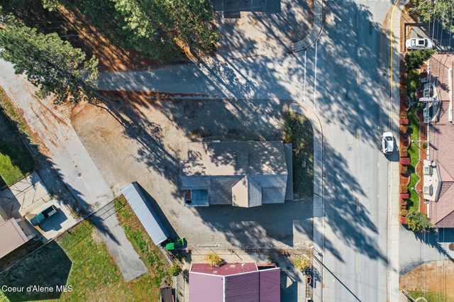 207 S Division ST, Pinehurst, ID 83850