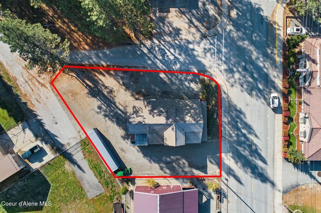 207 S Division ST, Pinehurst, ID 83850