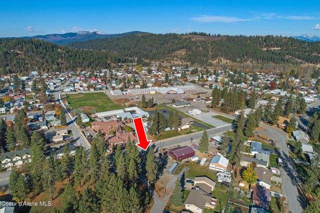 207 S Division ST, Pinehurst, ID 83850