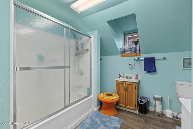 207 S Division ST, Pinehurst, ID 83850