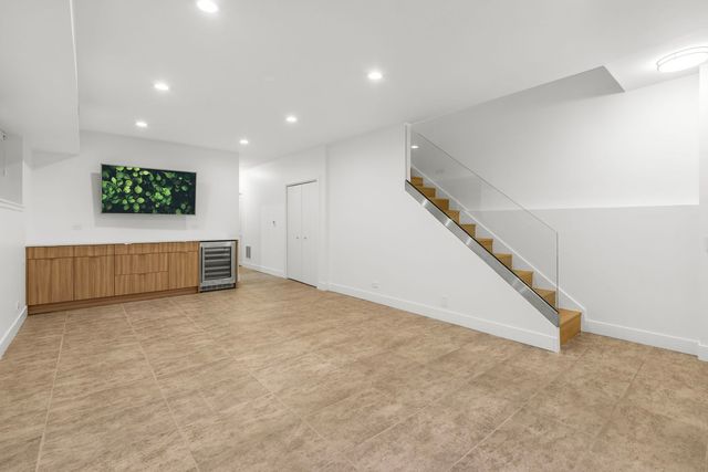 1618 W Pierce Avenue, Chicago, IL 60622