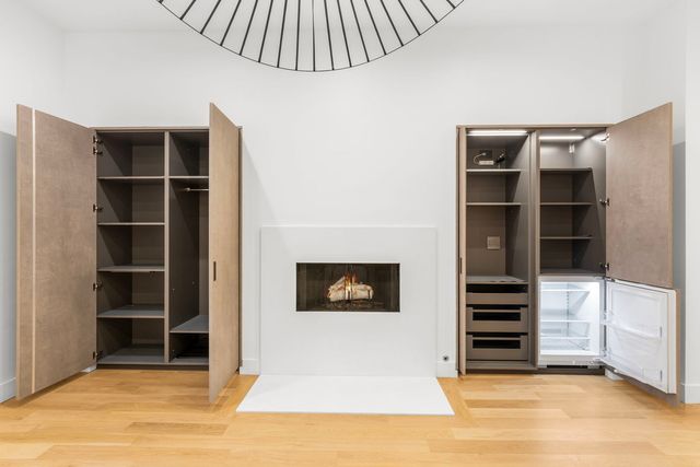 1618 W Pierce Avenue, Chicago, IL 60622