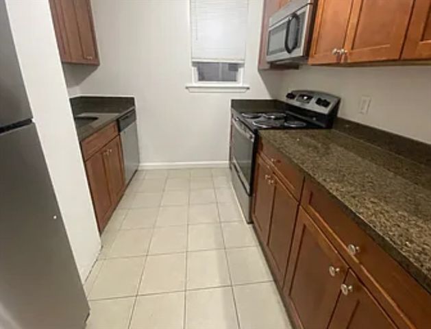 10 Parker Hill Av 2, Boston, MA 02120