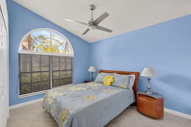 7423 Brunswick Circle, Boynton Beach, FL 33472