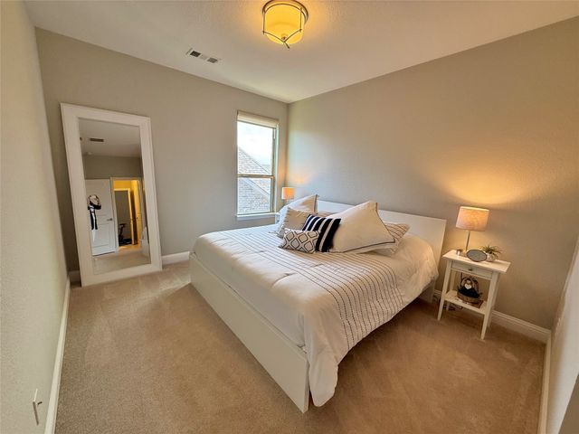 6905 St George s Drive, Mckinney, TX 75070