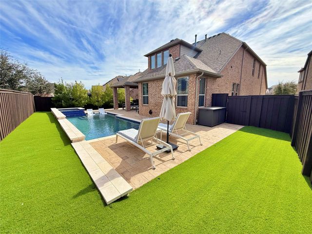 6905 St George s Drive, Mckinney, TX 75070