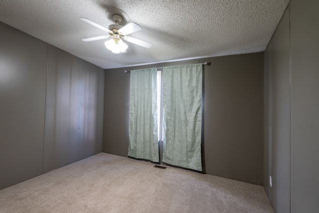 303 Eagle Parkway, Mabank, TX 75147