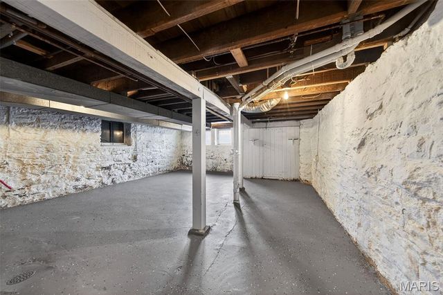 7820 Michigan Avenue, St Louis, MO 63111