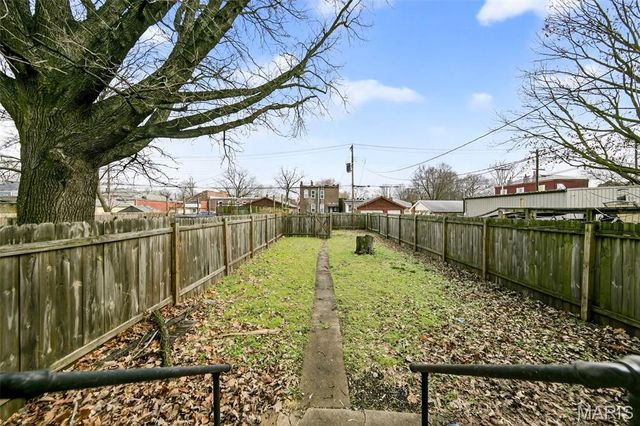 7820 Michigan Avenue, St Louis, MO 63111