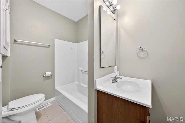 7820 Michigan Avenue, St Louis, MO 63111