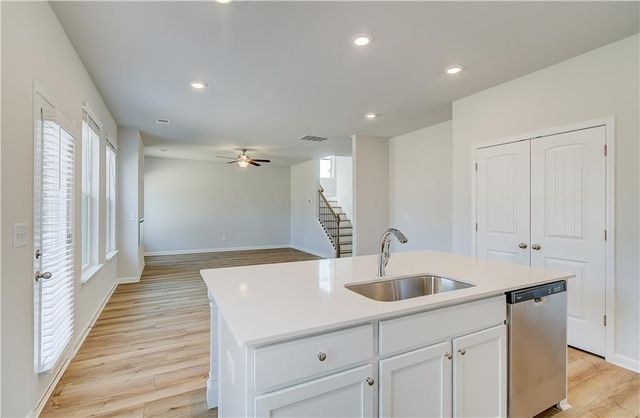 669 Leafy Branch Way, Mcdonough, GA 30253