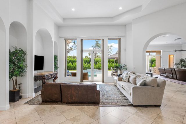 3381 Lago De Talavera, Lake Worth, FL 33467