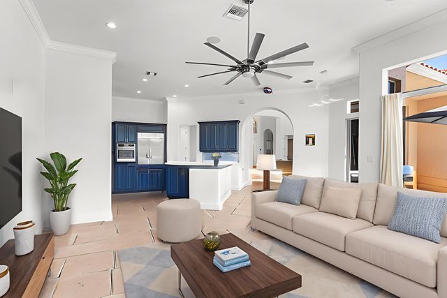 3381 Lago De Talavera, Lake Worth, FL 33467