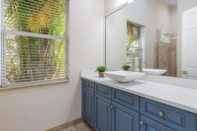 3381 Lago De Talavera, Lake Worth, FL 33467