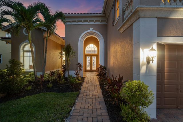 3381 Lago De Talavera, Lake Worth, FL 33467