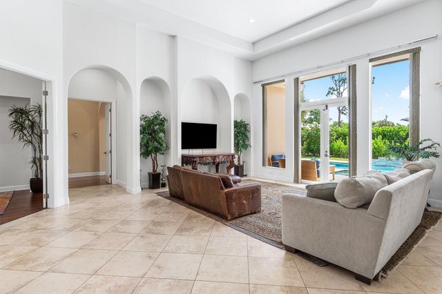 3381 Lago De Talavera, Lake Worth, FL 33467