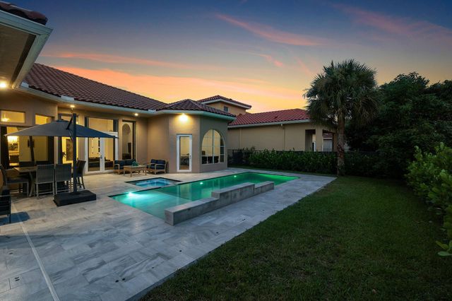 3381 Lago De Talavera, Lake Worth, FL 33467