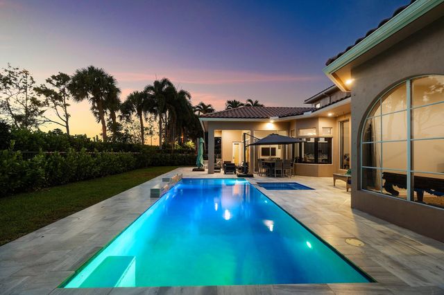 3381 Lago De Talavera, Lake Worth, FL 33467