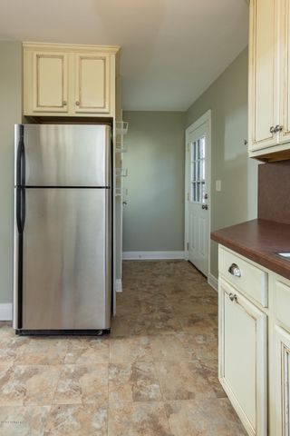 4022 Gloucester Rd, Louisville, KY 40207