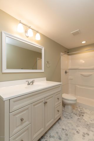 4022 Gloucester Rd, Louisville, KY 40207
