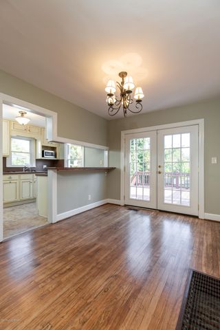 4022 Gloucester Rd, Louisville, KY 40207