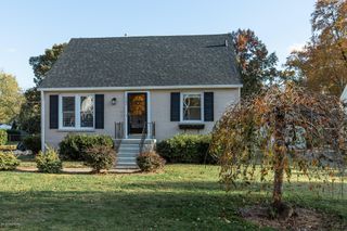 4022 Gloucester Rd, Louisville, KY 40207