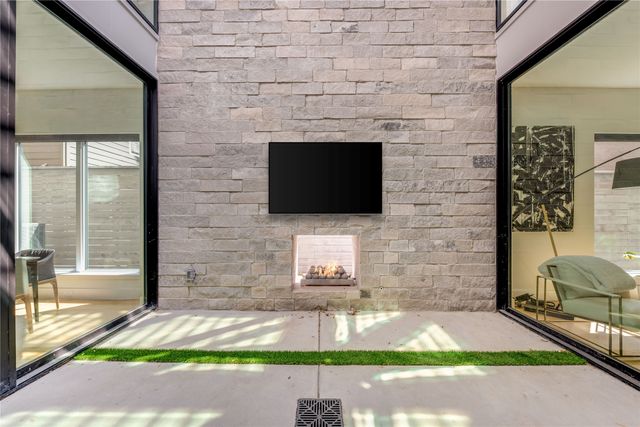 3609 Springbrook Street, Dallas, TX 75205