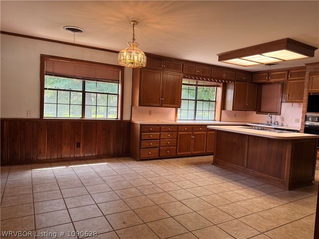 523 N 47th Street, Fort Smith, AR 72903