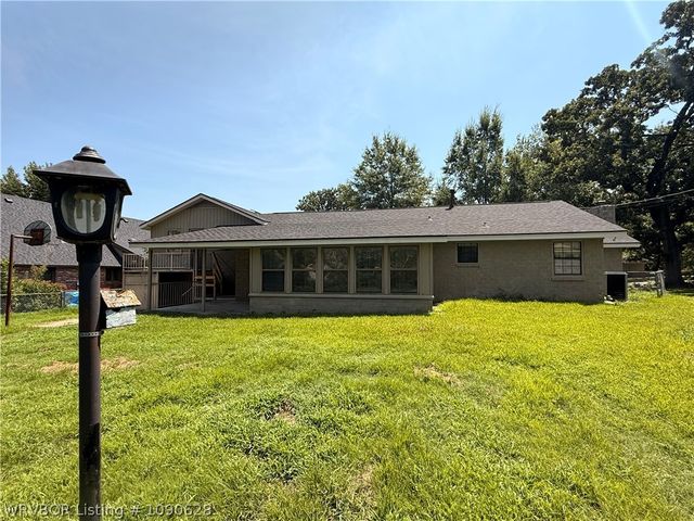 523 N 47th Street, Fort Smith, AR 72903