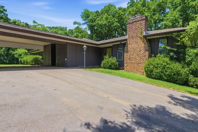 6010 Murray Ln, Brentwood, TN 37027